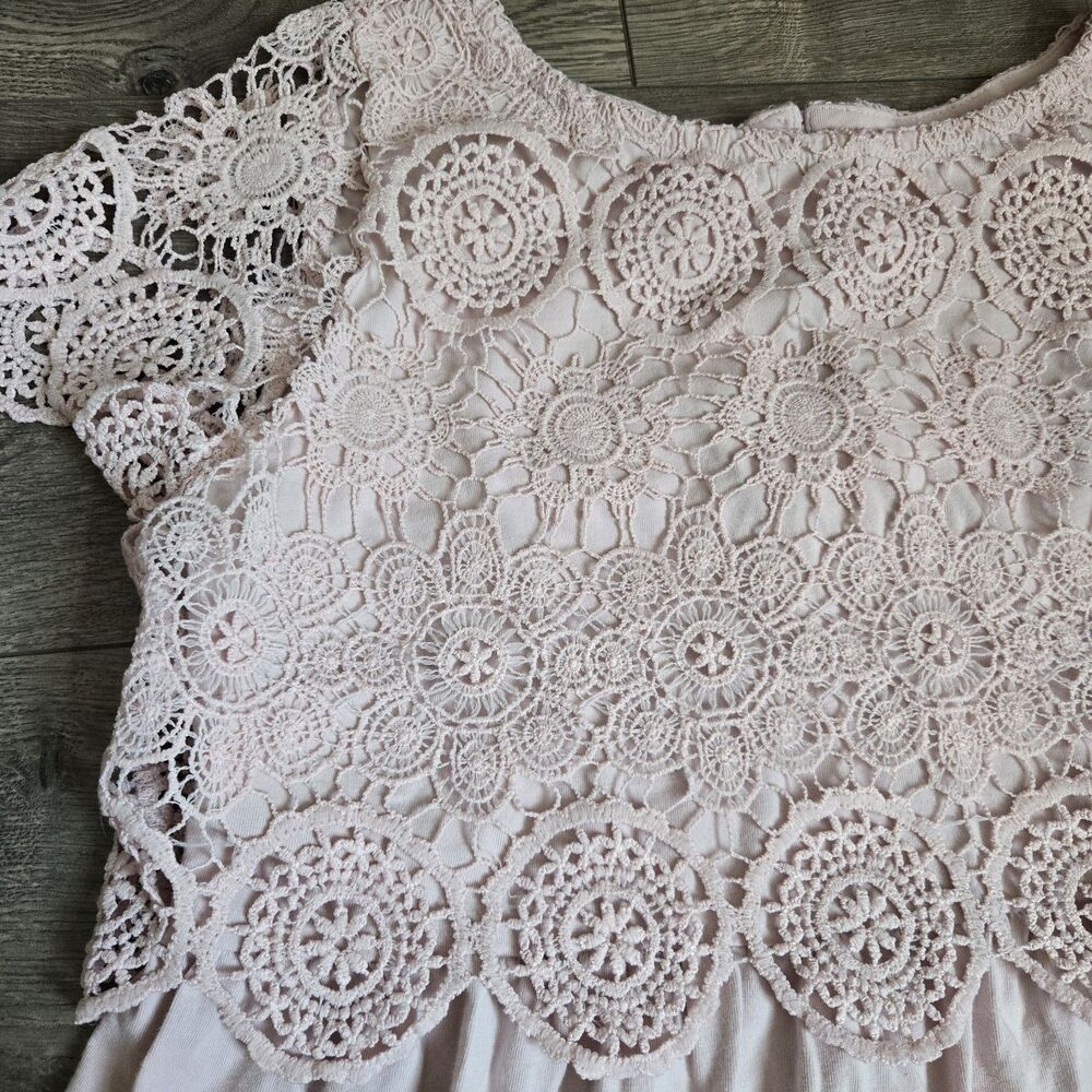 Motherhood Maternity Top M Pink Crochet Lace Overlay Babydoll Short Sleeve - Picture 3 of 13